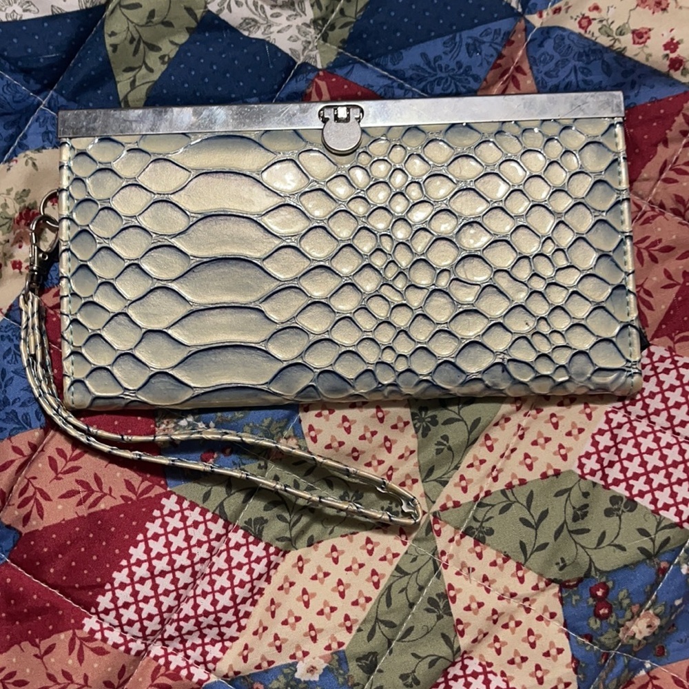 Wallet - Picture 3 of 3